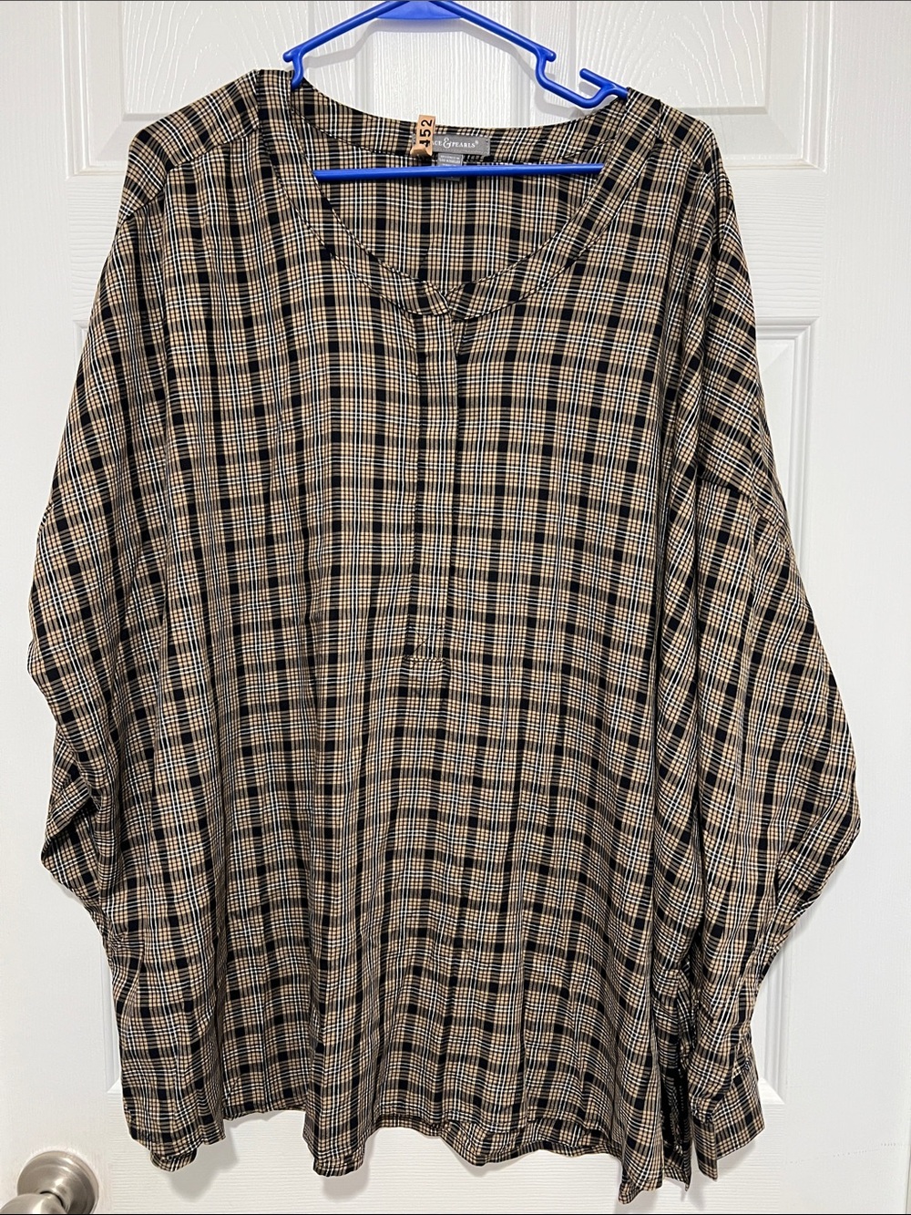 Lace & Pearls Plaid Tunic Top in Beige and Black